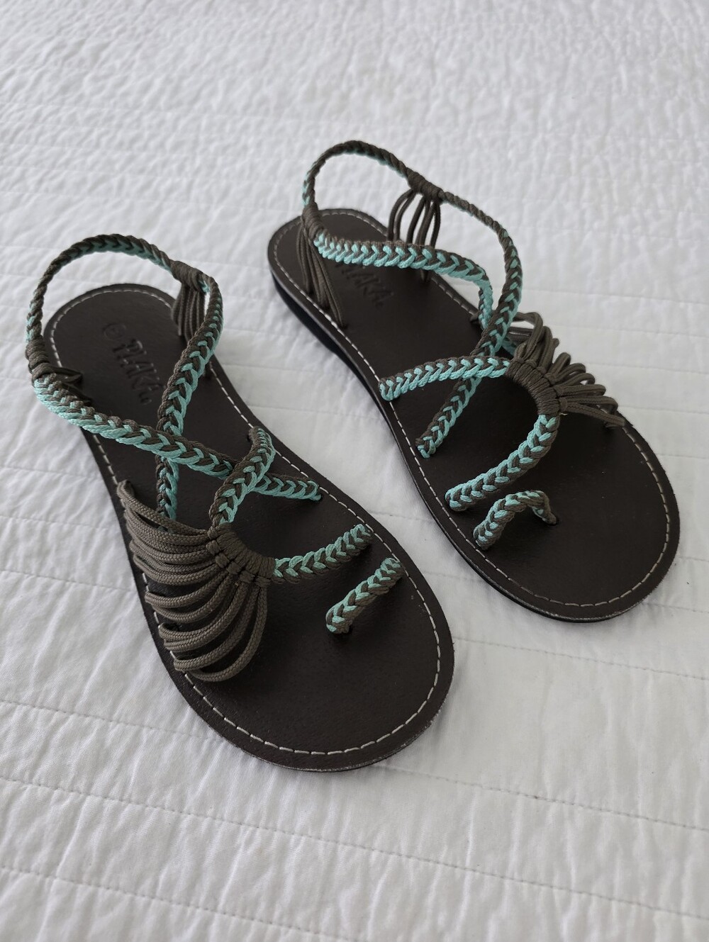 Plaka Beach Braided Strap Women’s 9 Sandals in Teal and Brown